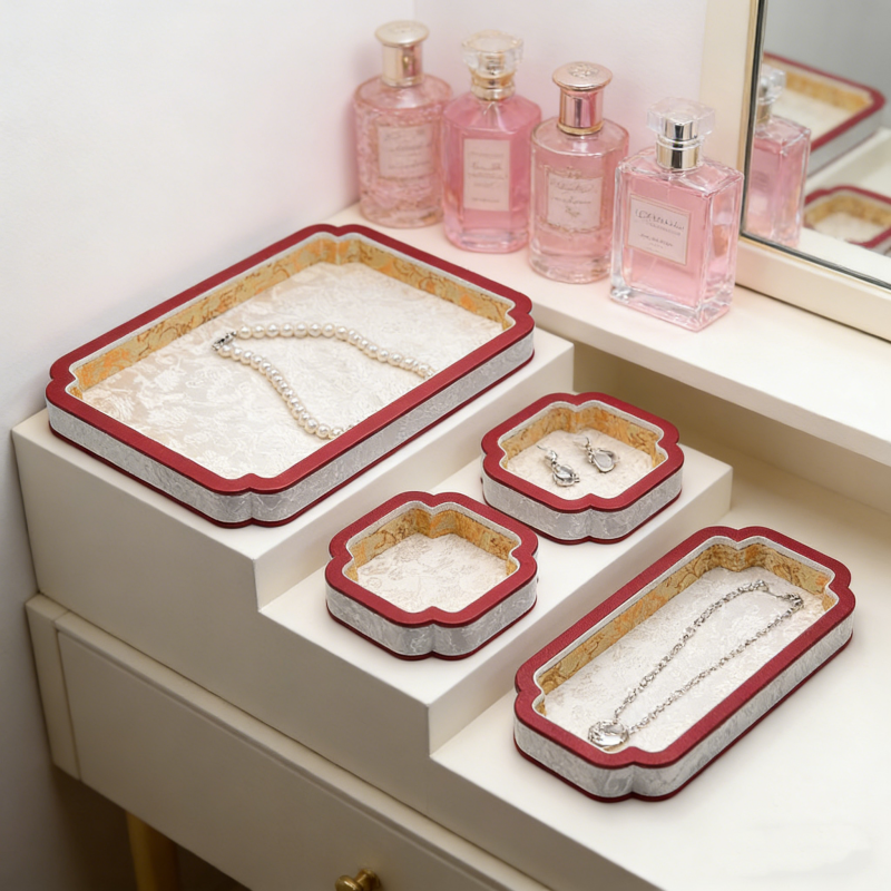 Palace Silk Jewelry Display Tr - Al Ain Jewelry & Watches Exhibition 2025 recensione e prezzo