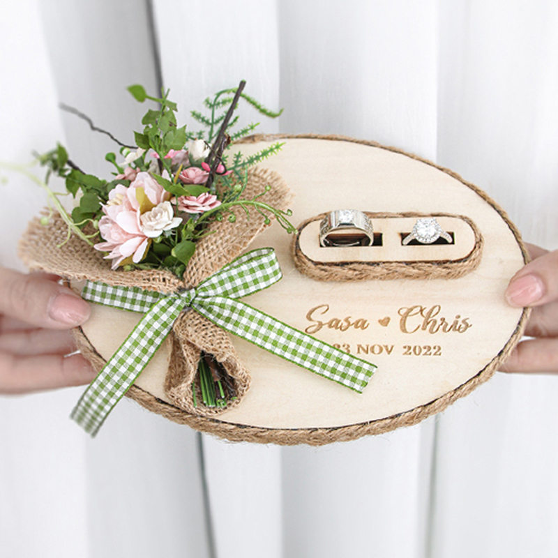 Custom Oval Wooden Flowers Eng - Al Ain Jewelry & Watches Exhibition 2025 recensione e prezzo