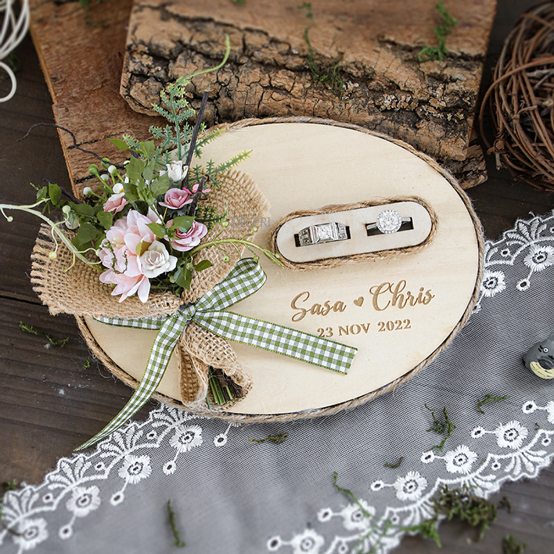 Custom Oval Wooden Flowers Eng - Al Ain Jewelry & Watches Exhibition 2025 recensione e prezzo