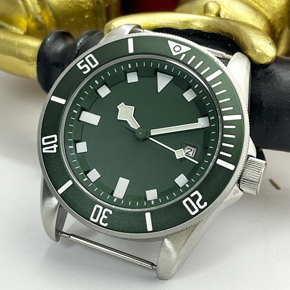 Military green men's automatic - A1 Watches & Jewelry New York Photos recensione e prezzo