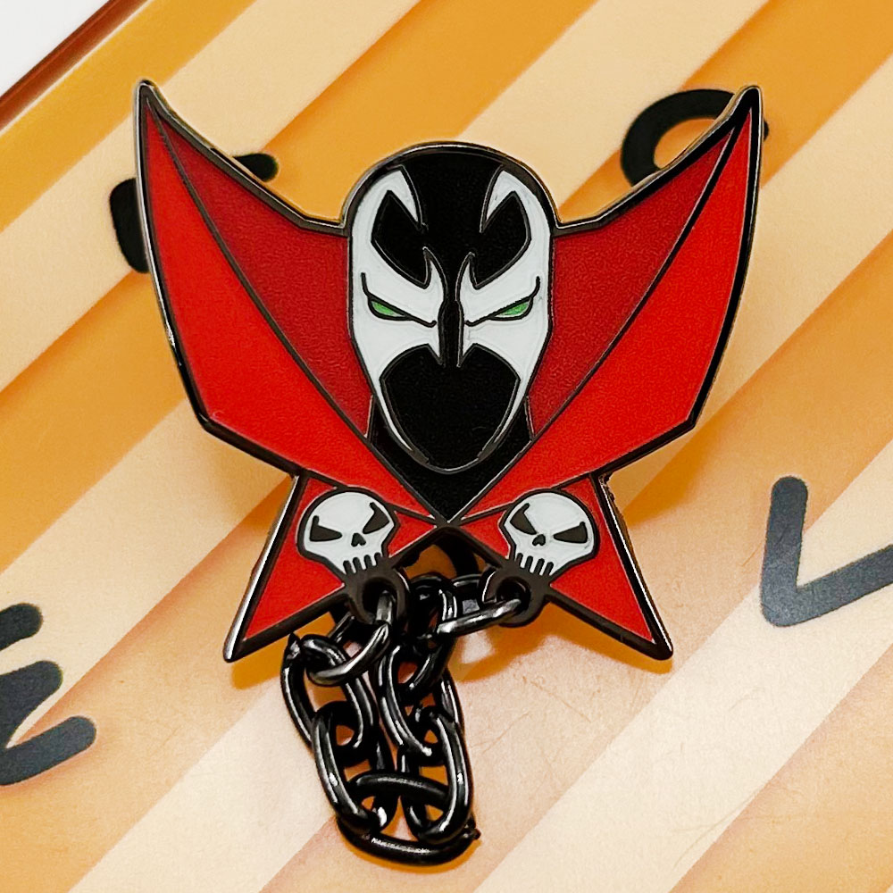 Al Simmons Badge Dark Hero Spa - Al Ain Jewelry & Watches Exhibition 2025 recensione e prezzo