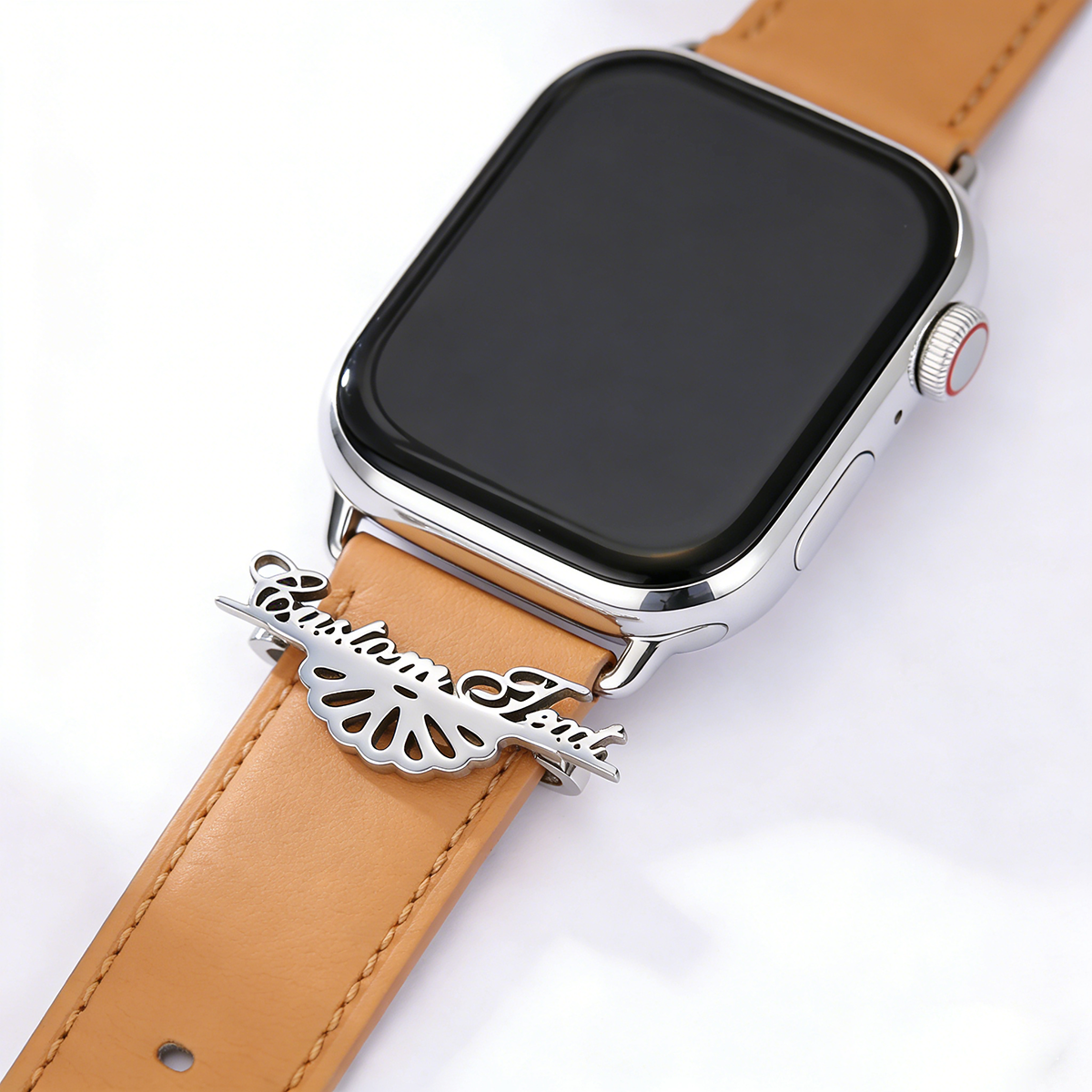 Chandler Custom Name Fan-Shape - Jewelry Smart Watches recensione e prezzo