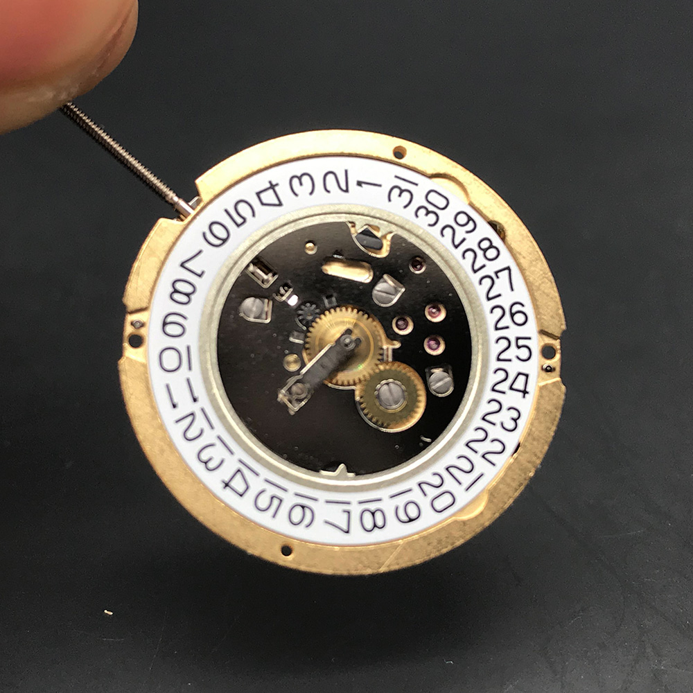Ronda 1005 Quartz Watch Moveme - Jewels In Quartz Watches recensione e prezzo